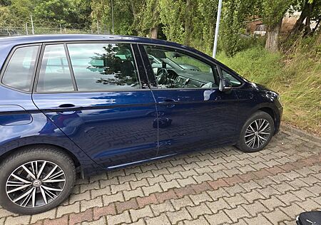VW Golf Sportsvan Volkswagen 1.2 TSI 81kW DSG ALLSTAR BMT ...