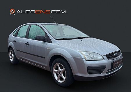 Ford Focus Ambiente 1.6 16V*Schiebedach*