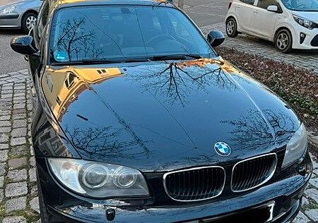 BMW 116i -Navi*Xenon*Sitzheizung*Schiebedach
