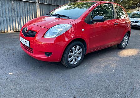 Toyota Yaris Basis*SCHECKHEFTGEPFLEGT