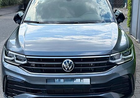 VW Tiguan Allspace Volkswagen RLine 2.0 TDI 147kW 4MOTION AHK
