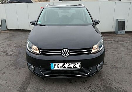 VW Touran Volkswagen 2.0 TDI 125 kW DSG Highline 7 Platz F1