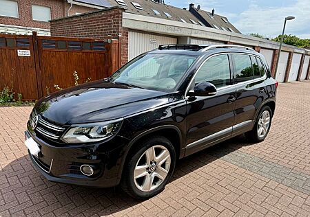 VW Tiguan Volkswagen 2.0 TDI DSG 4M VOLL, AHK, PANO, CAR PLAY
