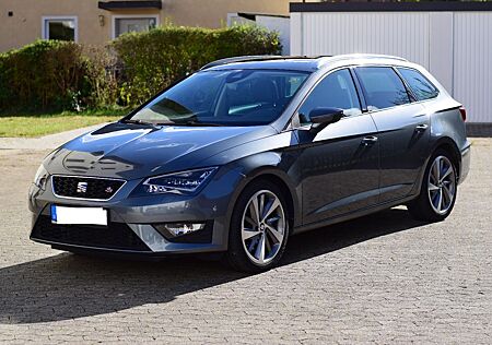 Seat Leon ST 1.8 TSI *PANO*NAVI*SHZ*LED*AHK*