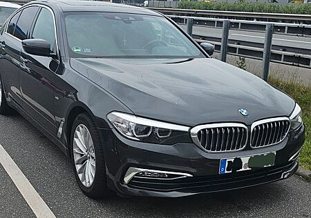 BMW 520 Luxury Sophistograu Brillianteffekt metall
