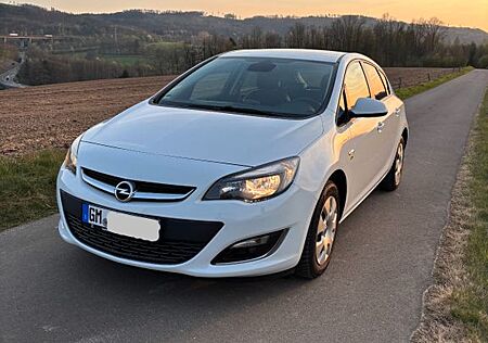 Opel Astra 1.4 Turbo 150 Jahre 103kW 150 Jah...