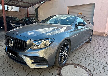 Mercedes-Benz E 220 d Lim. AMG **AMBI+DIST+AHK+SOUND+NAV**