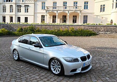 BMW 330i E90 - Automatik, Xenon, 2. Hand