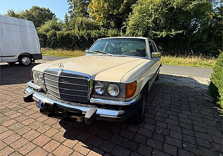 Mercedes-Benz 300