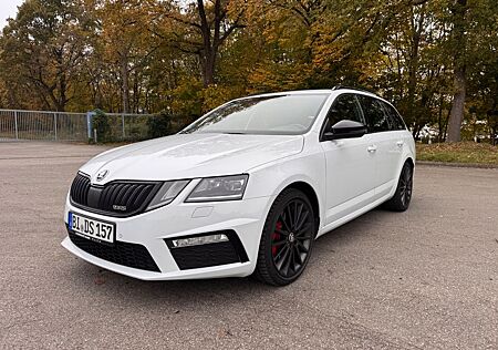 Skoda Octavia 2.0 TSI DSG RS Combi RS