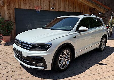 VW Tiguan Volkswagen 2.0 TDI SCR 140kW DSG 4MOTION Highlin...