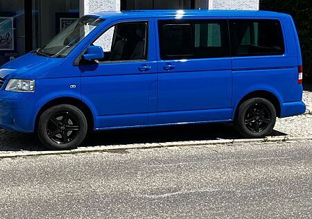VW T5 Caravelle Volkswagen T5 2.5 TDI Caravelle 4Motion Sperre 2xSchiebetür