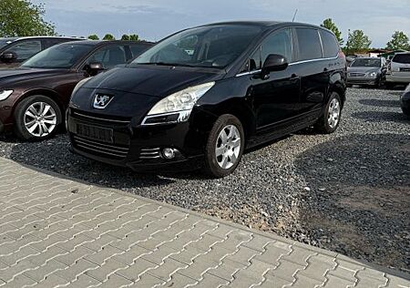 Peugeot 5008 1.6 , 7-Sitzer