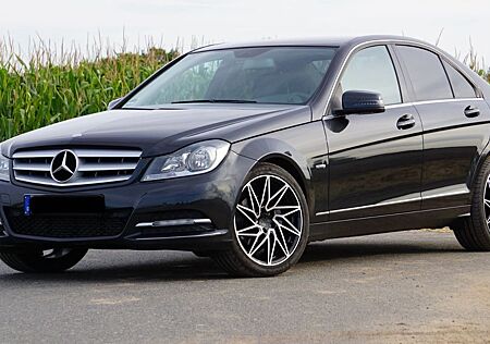 Mercedes-Benz C 180 BlueEFFICIENCY AVANTGARDE AVANTGARDE