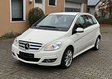 Mercedes-Benz B 180 CDI Sport Edition*1HD*E5*SHZ*Klima*PTS*Ins