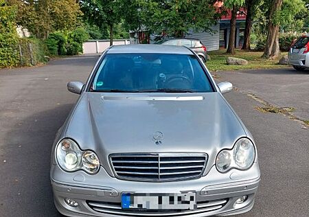 Mercedes-Benz C 200 KOMPRESSOR AVANTGARDE