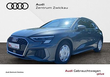 Audi A3 Sportback 35TFSI S-line Matrix LED Scheinwerf