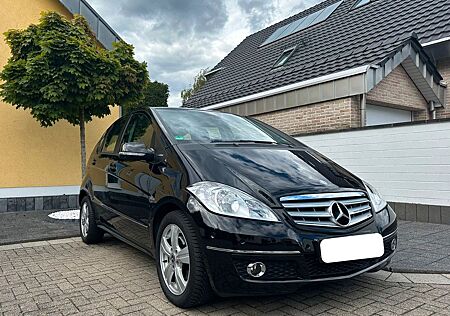 Mercedes-Benz A 180 AVANTGARDE Automatic 64000KM