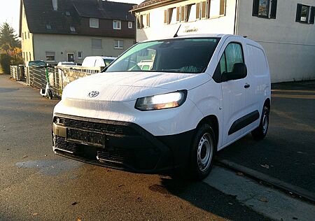 Toyota Pro Ace Proace City Duty Neues Modell 15J. Garantie