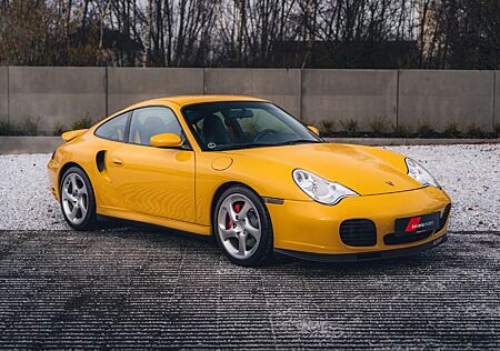 Porsche 996 Turbo / Speed Yellow / Manual
