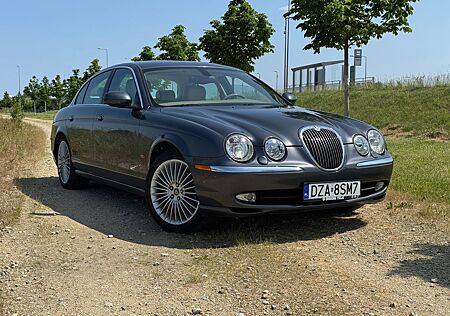 Jaguar S-Type 4.2 L V8 Executive Executive