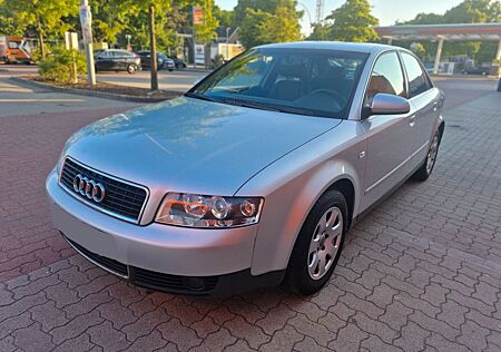 Audi A4 1.Hand/TÜV Neu/Insp Neu/Batt Neu/4Neu Reifen