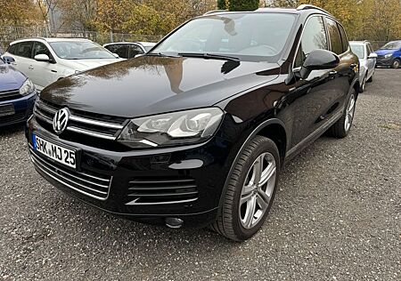 VW Touareg Volkswagen 3.0 TDI V6 BMT Edition X