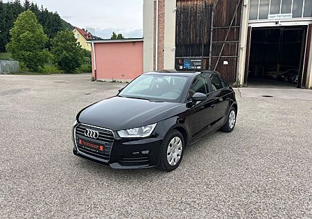 Audi A1 Sportback basis 1.Hand Klima 4-türig TÜV Neu