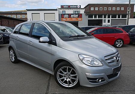 Mercedes-Benz B 180 Sport-Paket/ Einparkhilfe/ Teilleder Sitze