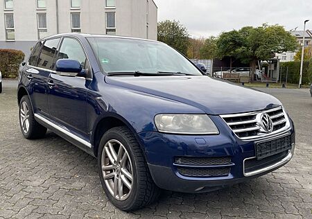 VW Touareg Volkswagen V10 TDI AHK+KLIMA+LEDER+MEMORY+TEMPOMAT
