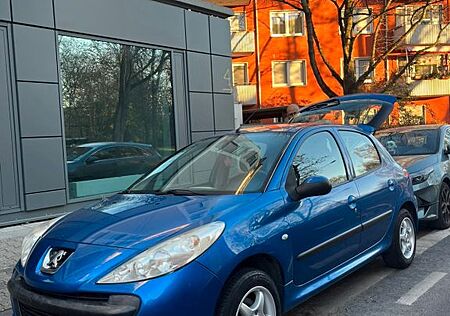 Peugeot 206 1.1 60 -
