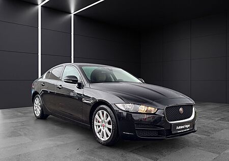 Jaguar XE Pure