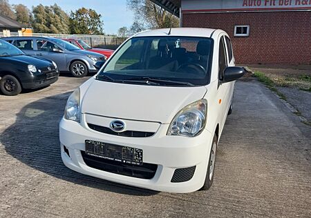 Daihatsu Cuore 1.0 Pur Klima ZV 5 Türen