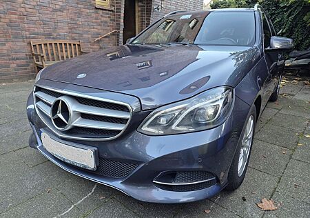 Mercedes-Benz E 250 CDI T AVANTGARDE Autom. AVANTGARDE