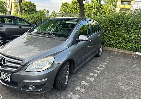 Mercedes-Benz B 180 CDI -