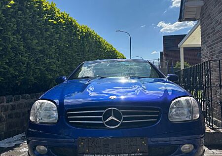 Mercedes-Benz SLK 200 -