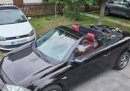 Renault Megane Coupé-Cabriolet Conf. Authent. 2.0 Au...