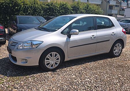 Toyota Auris Life+ 1.6l Automatik Klima AHK 1. Hand