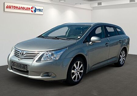 Toyota Avensis Kombi 2.0 Dual-AAC SHz PDC Tempo