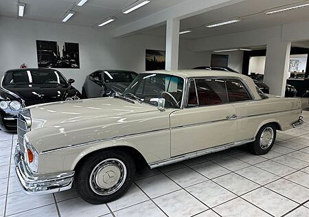 Mercedes-Benz 220 SEB