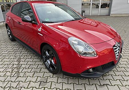 Alfa Romeo Giulietta Quadrifoglio Verde 240PS Automatik