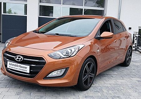 Hyundai i30 1.4, Klima, AHK, Alufelgen, orig. 82Tkm