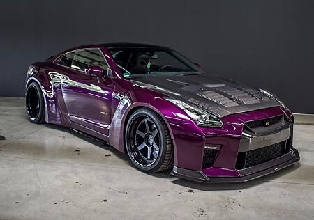 Nissan GT-R R35 Liberty Walk|AirLift|GRAIL