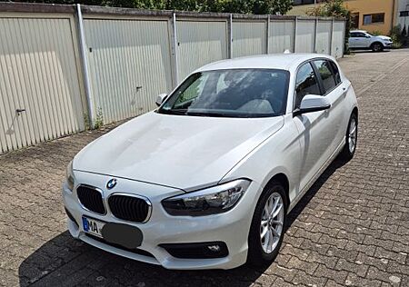BMW 118i Advantage / wenig Kilometer