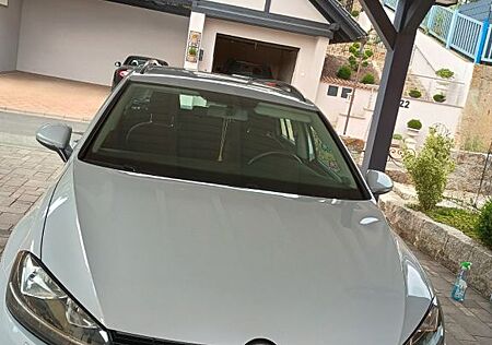 VW Golf Volkswagen 1.6 TDI Trendline Variant Trendline