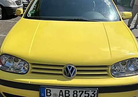 VW Golf Volkswagen 1.6 Basis