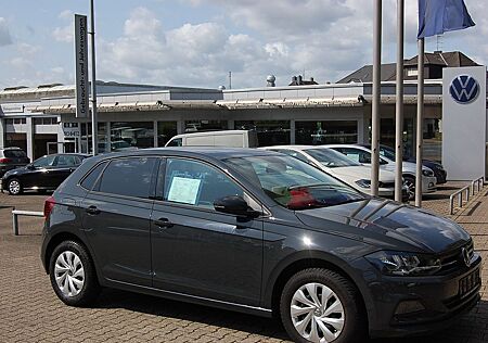 VW Polo Volkswagen CL App PDC GJR Sitzheizung