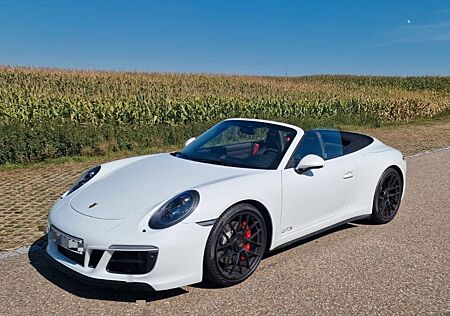 Porsche 991 911 .2 GTS Cabrio PDK Bose Approved 2025