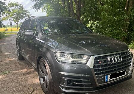 Audi SQ7 4.0 TDI Qu, Allradlenkung, nachtsicht, Pano,