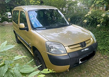 Peugeot Partner Premium 75 Premium neu tuv bis 03.27